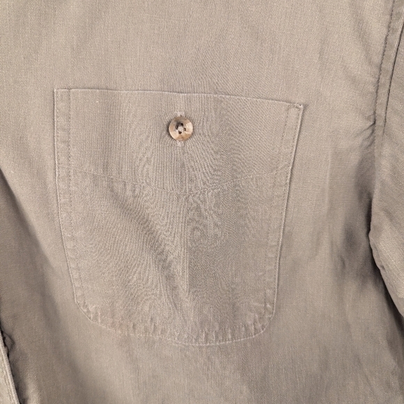 Cabela's flannel-lined jacket in XL, see photos for two small marks on the back - Picture 6 of 8